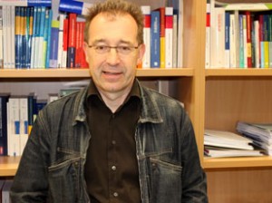 Jörg Bogumil ist ander Ruhr-Uni Bochum Professor für Stadt- und Regionalpolitik. Foto: Tobias Lawatzki