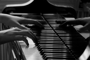 Auch wer selbst musiziert, kann damit Einfluss auf seine Stimmung nehmen. Foto: j_arlecchino / flickr.com