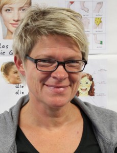 Kerstin Edler ist Leiterin des Flüchtlingsdorfes in Wickede in der Morgenstraße. Foto: Christina Joswig